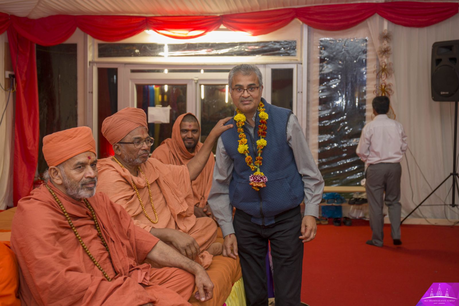 7D2A7127 copy - ©1987-2017 SKS Swaminarayan Temple East London